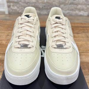 Nike Air Force 1 Platform
